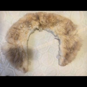 White fox fur collar